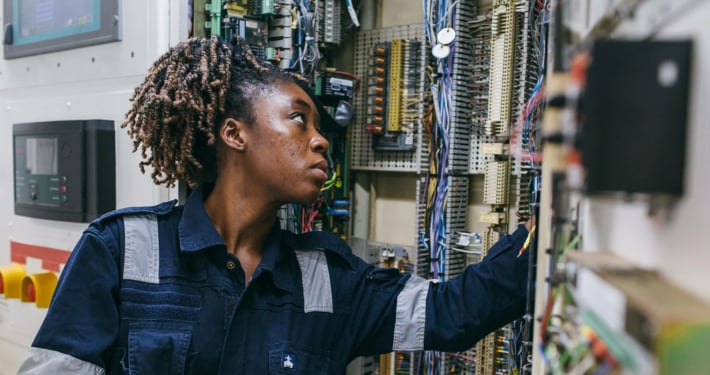 Electricien bij Mercy Ships