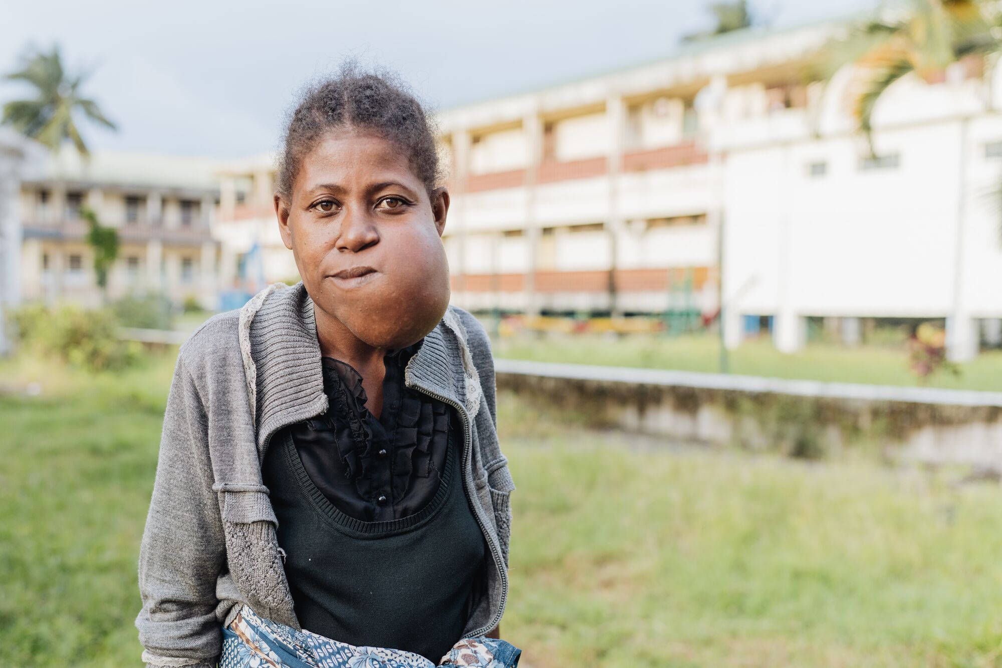 MGD240610 THEOGETTE MGD08194 BEFORE HOPECENTER JC003 HI MID