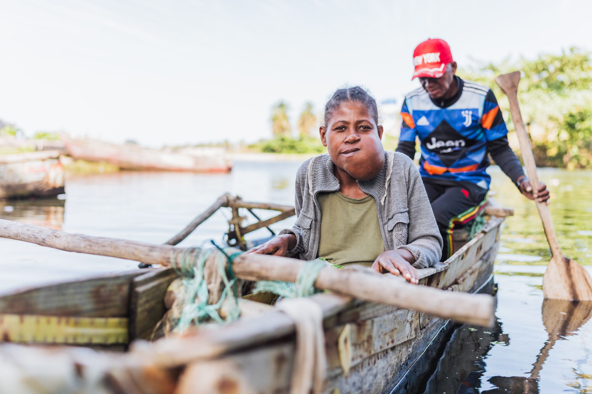 MGD240614 THEOGETTE MGD08194 BEFORE CANOE JC001 HI MID 1