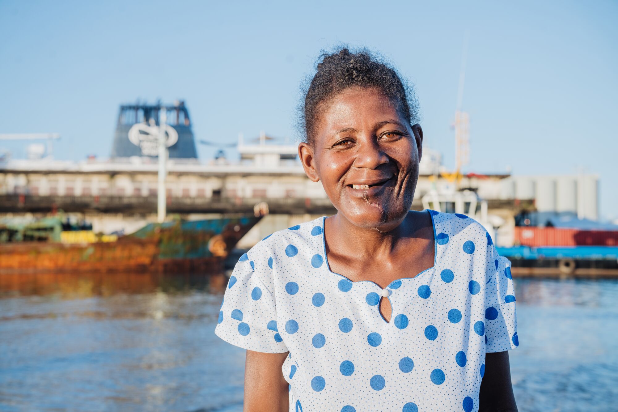 MGD240722 THEOGETTE MGD08194 AFTER JC001 HI MID