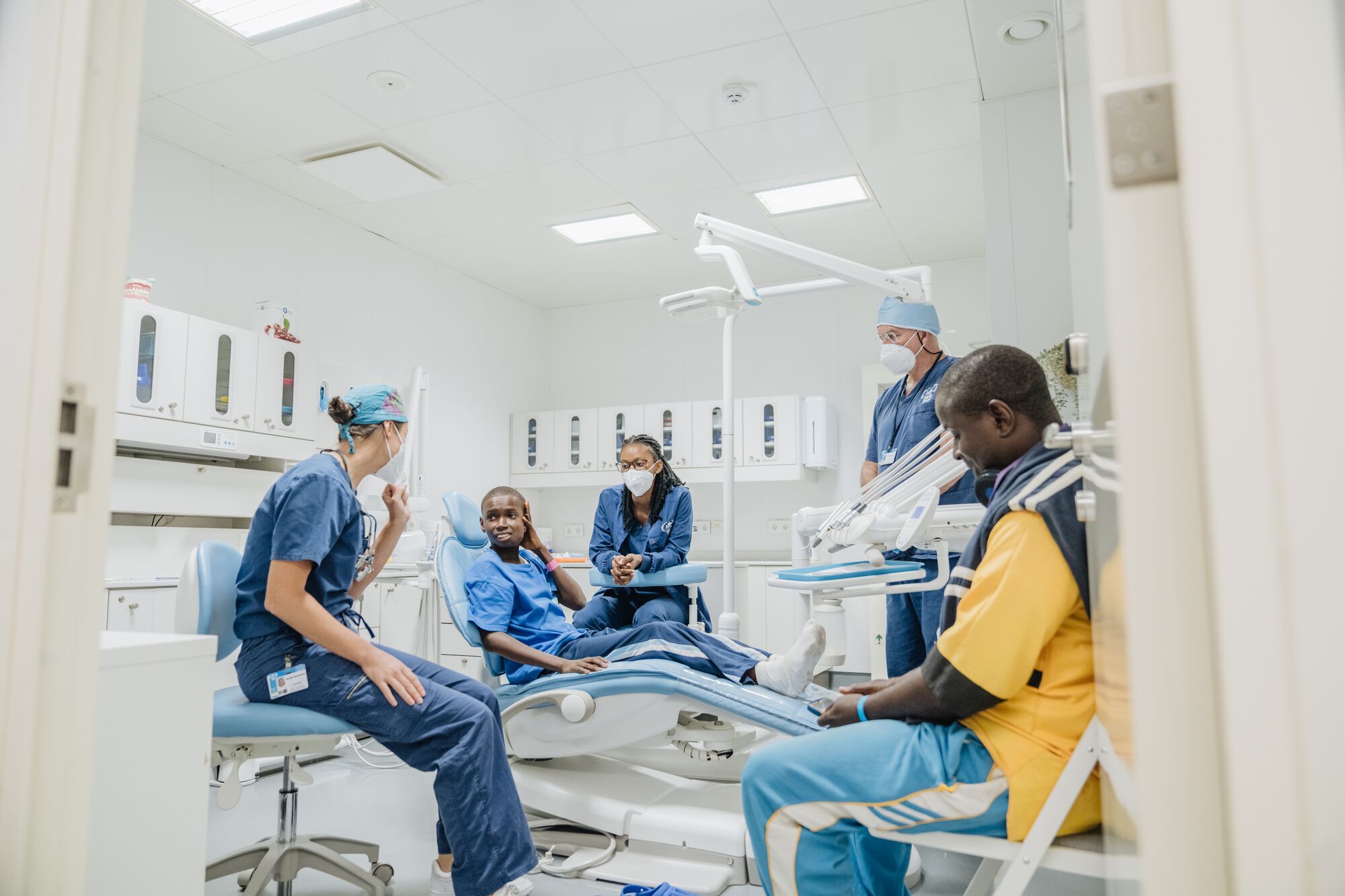 SLF240307 IBRAHIM SLF09561 BEFORE DENTAL CLINIC WESTERDUIN TT010 HI MID