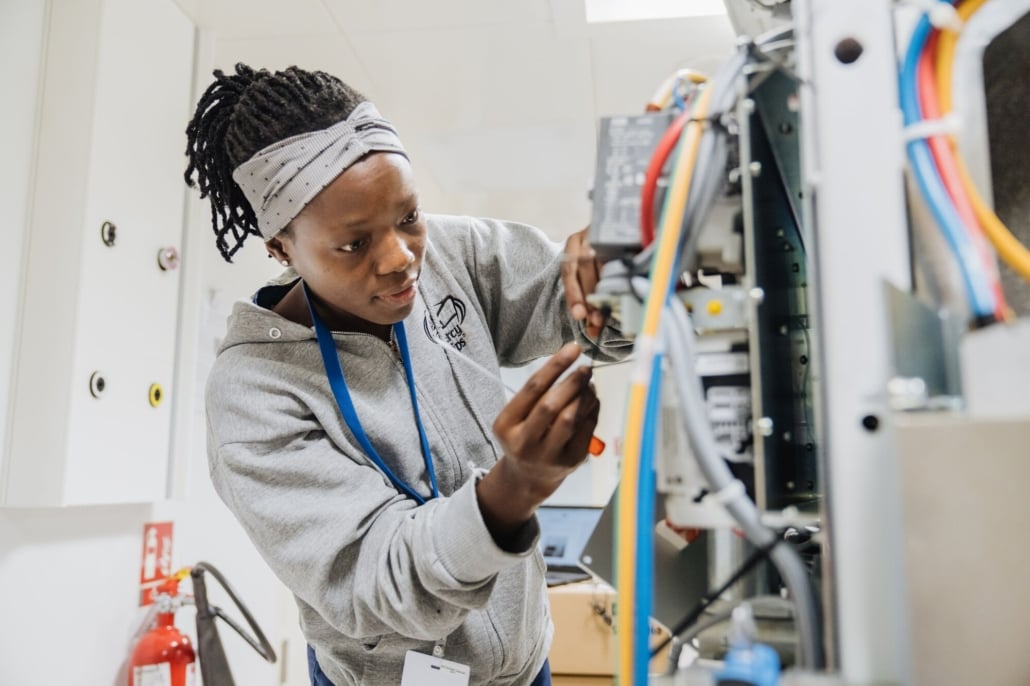 SPX230123_GLM_EQUIPPING_FINAL_PREPARATIONS_AB003_HI-MID SPX230123 GLM EQUIPPING FINAL PREPARATIONS AB003 HI MID