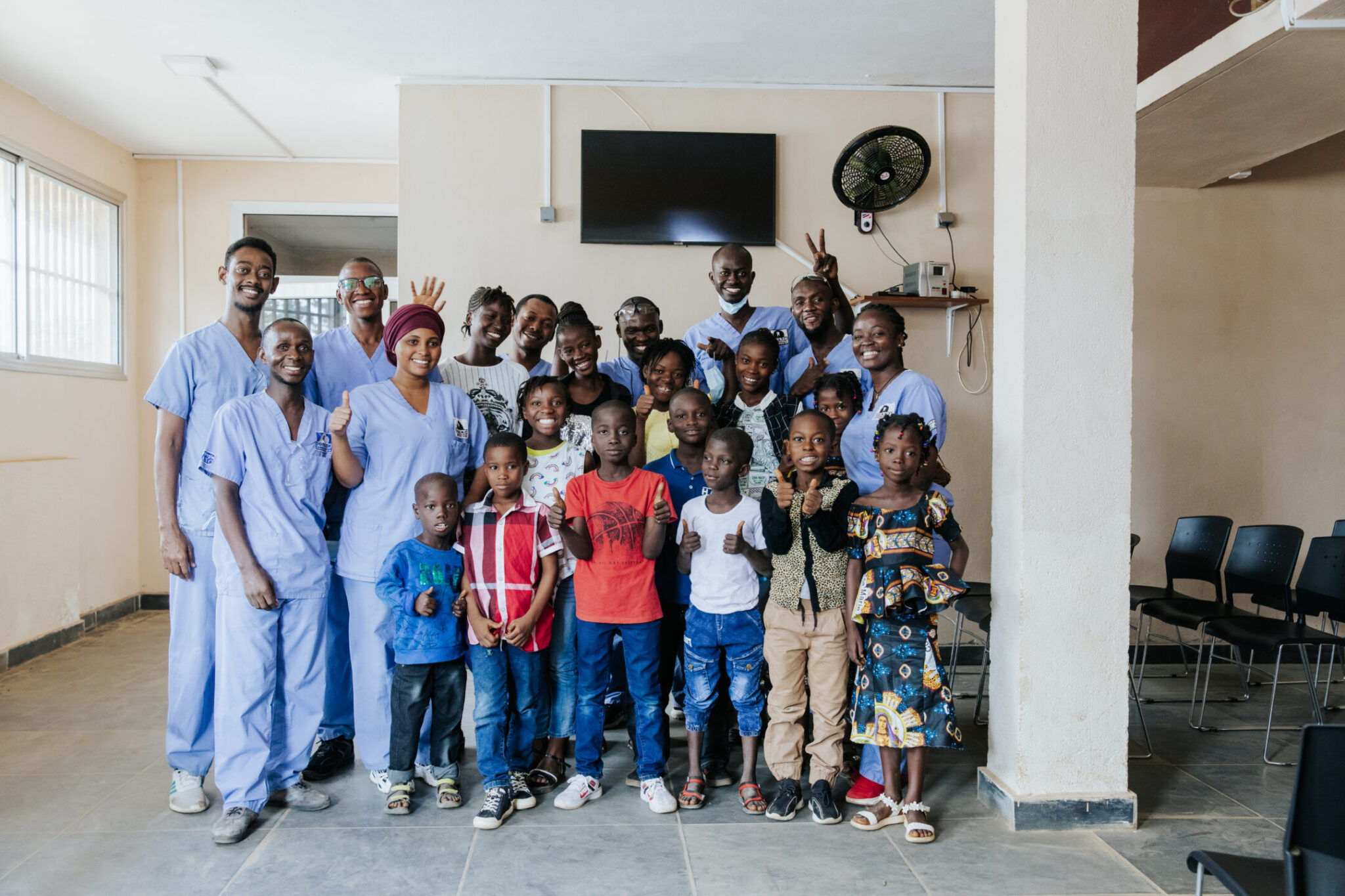 Gamal Dental Clinic studenten en patienten 2048x1365 2